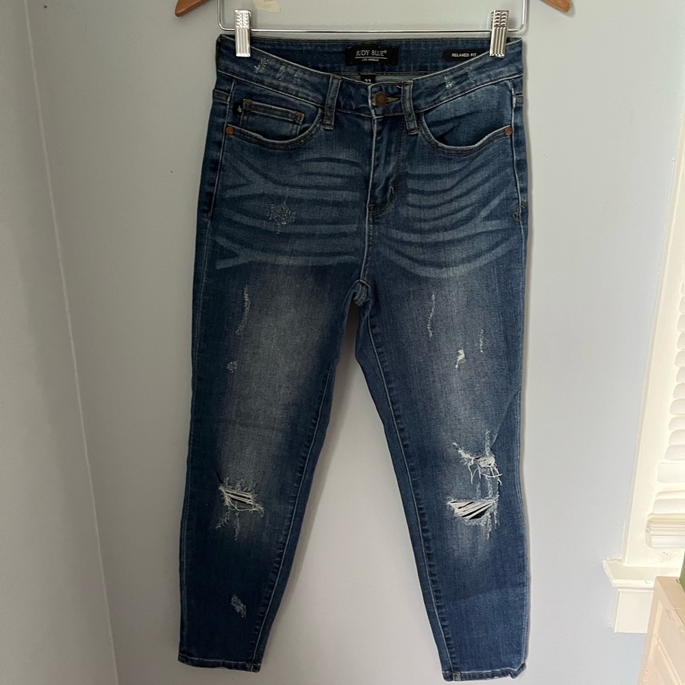 Judy Blue Ankle Cropped Blue Distressed Jeans